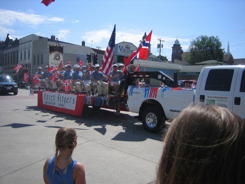 Sure enough, along comes the rest of the Norweigian singing troupe